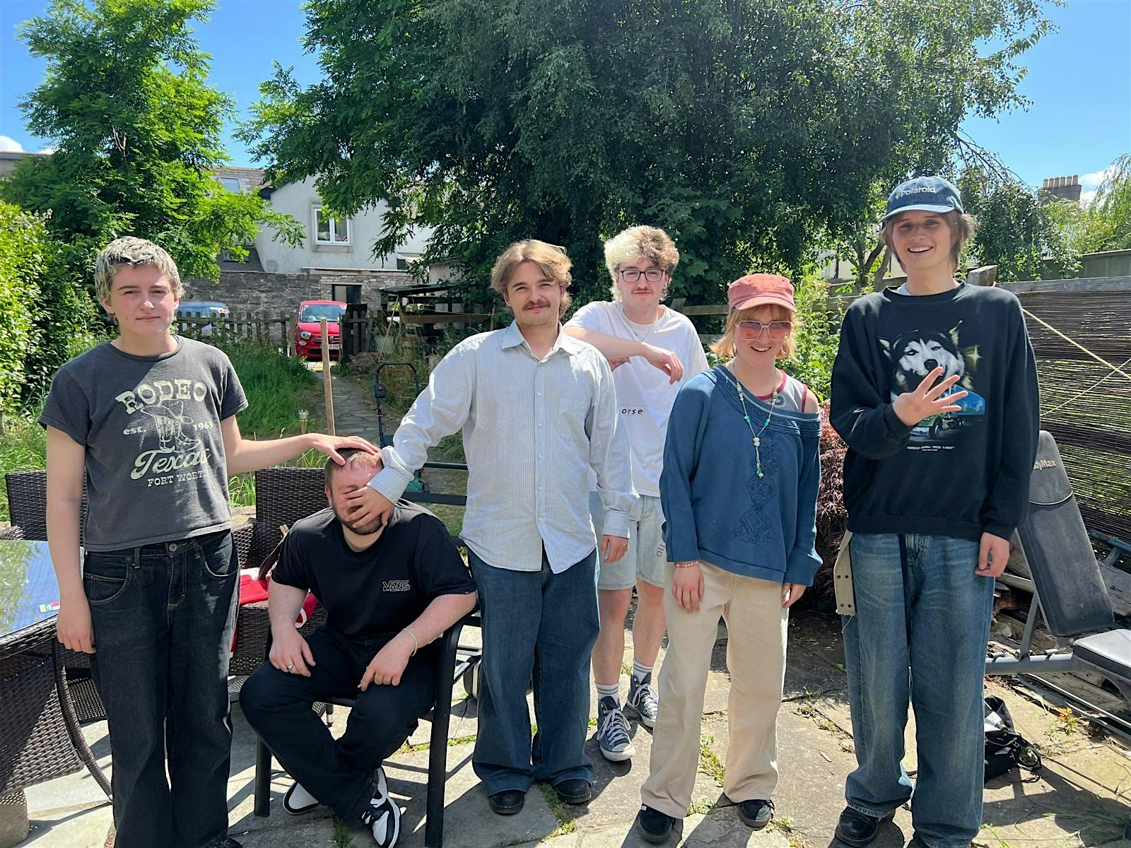 BelloBar presents Eppie, VIXI and Casio Kill