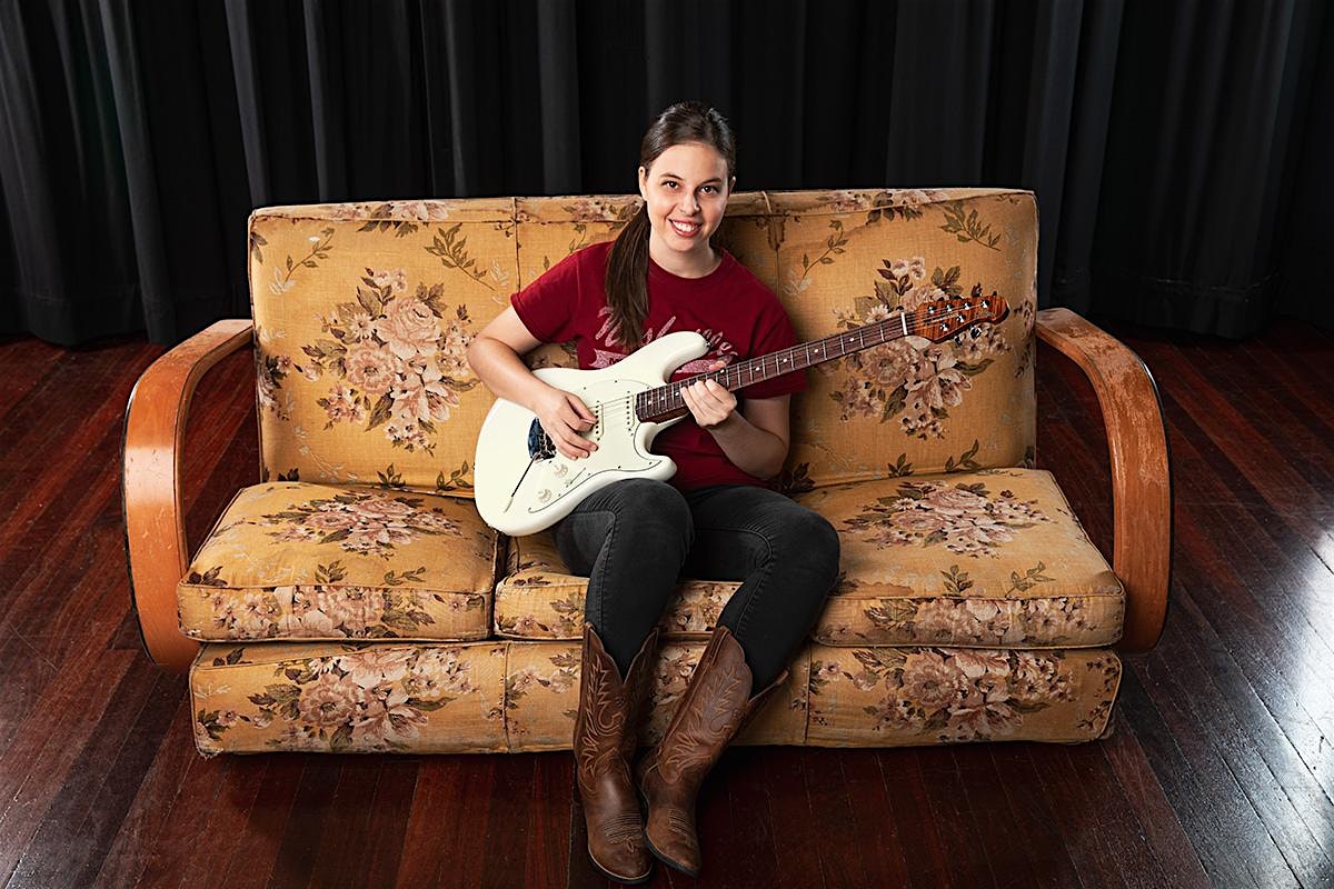 Ellen Tefanis LIVE - Sunday Sessions @ Down South Distillery