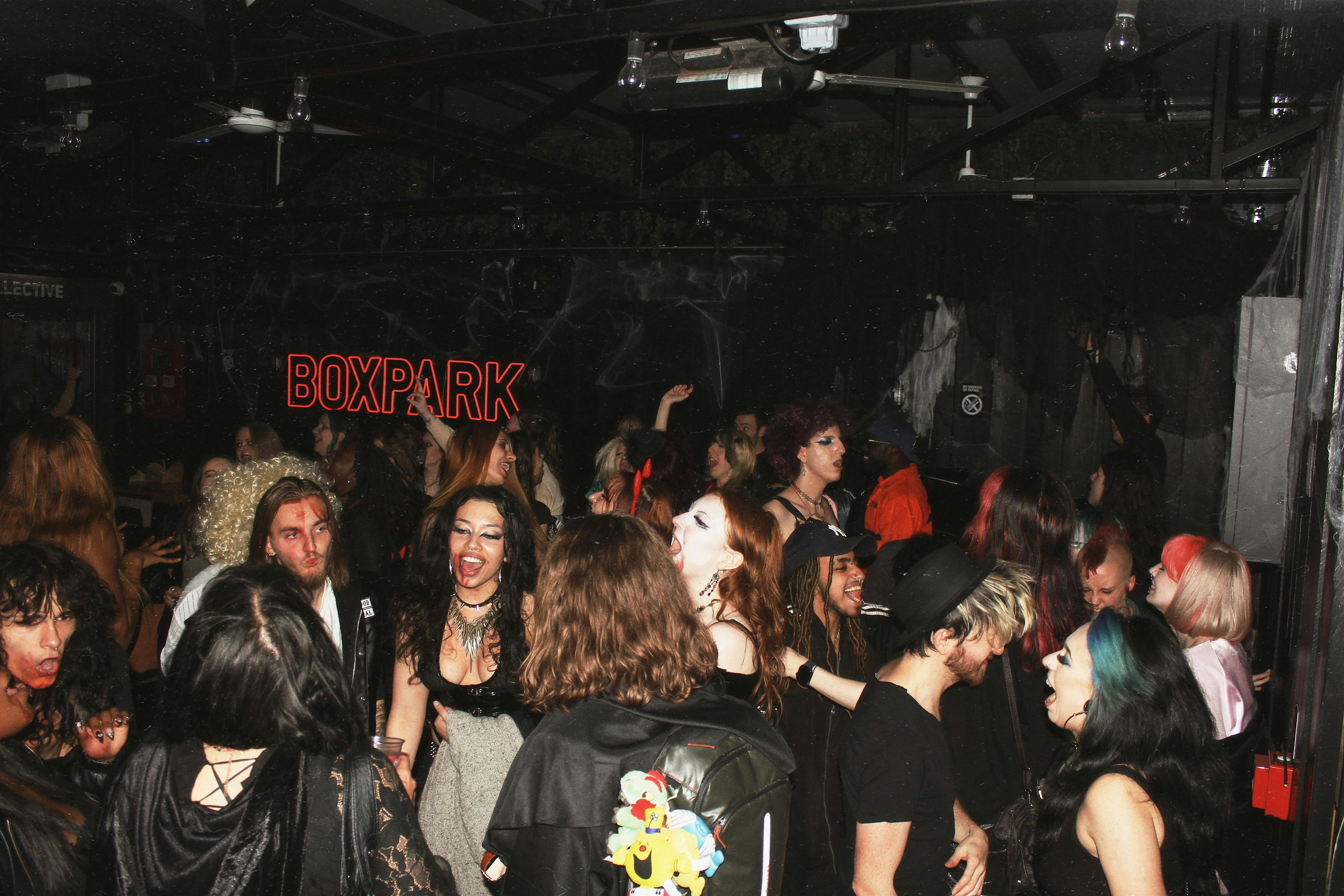 FACE DOWN: THURS DOWN ROOFTOP PARTY