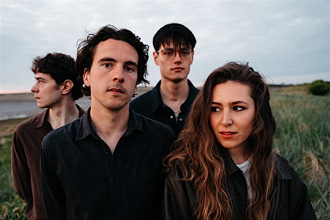 Fright Years + Dog At The Opera, kirakira