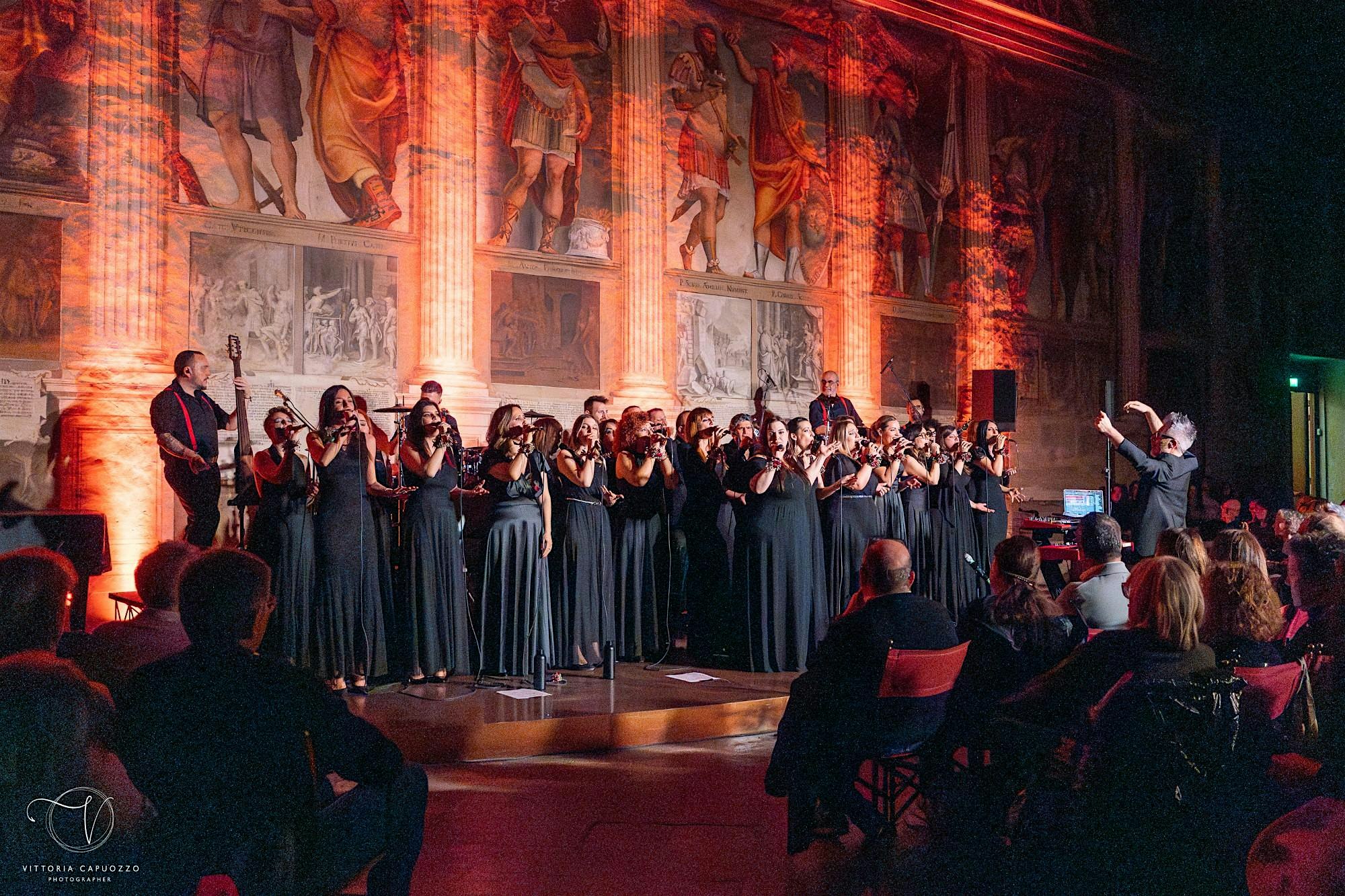 Love Revolution - Concerto di musica e parole